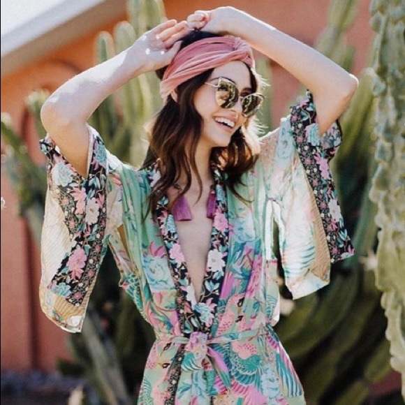 I’m With The Band pink headband - Picture 6 of 7